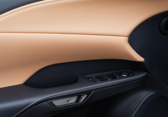 Новый Lexus RX 2025 (17 фото)