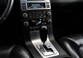 Подержанный автомобиль Volvo XC70 2008 года (12 фото)
