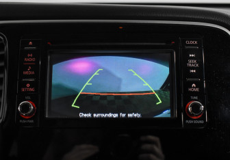 Подержанный автомобиль Mitsubishi Outlander 2020 года (17 фото)