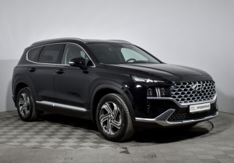 Подержанный автомобиль Hyundai Santa Fe 2021 года (3 фото)
