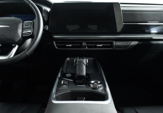 Подержанный автомобиль Haval H3 2024 года (14 фото)