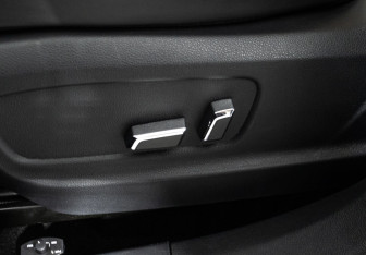 Подержанный автомобиль FAW Bestune T99 2023 года (16 фото)