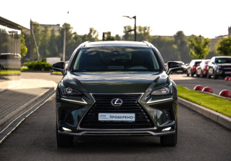 Подержанный автомобиль Lexus NX 2021 года (4 фото)
