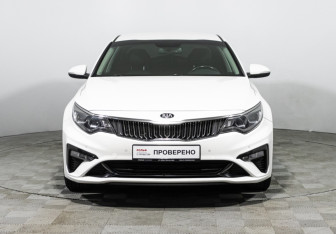 Подержанный автомобиль Kia Optima Sedan 2018 года (2 фото)