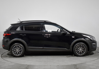 Подержанный автомобиль Kia Rio Hatchback 2019 года (4 фото)