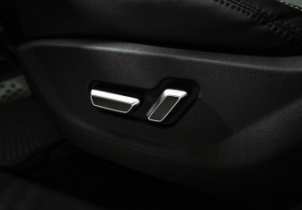 Подержанный автомобиль Geely Atlas 2021 года (18 фото)