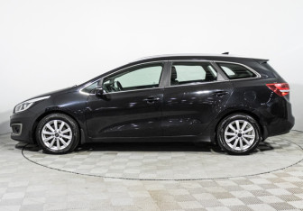 Подержанный автомобиль Kia Ceed Wagon 2018 года (8 фото)