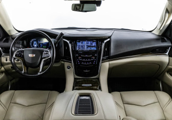 Подержанный автомобиль Cadillac Escalade Suv 2020 года (12 фото)