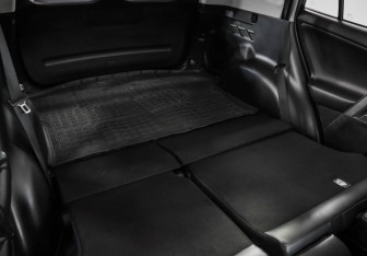 Подержанный автомобиль Toyota RAV4 2016 года (31 фото)