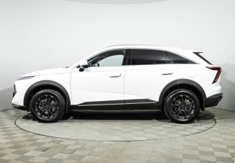 Подержанный автомобиль Haval F7 2024 года (8 фото)