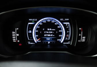 Подержанный автомобиль Geely Atlas 2021 года (12 фото)