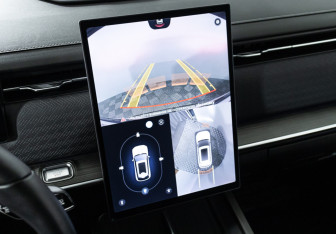 Подержанный автомобиль Jaecoo J7 2024 года (17 фото)