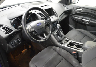 Подержанный автомобиль Ford Kuga 2019 года (10 фото)
