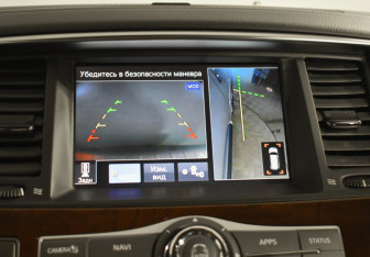 Подержанный автомобиль Infiniti QX80 2019 года (16 фото)