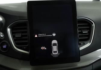 Подержанный автомобиль LADA (ВАЗ) Vesta Sedan 2023 года (17 фото)