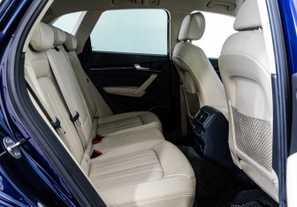 Подержанный автомобиль Audi Q5 2017 года (25 фото)