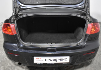 Подержанный автомобиль Mazda 3 Sedan 2007 года (18 фото)