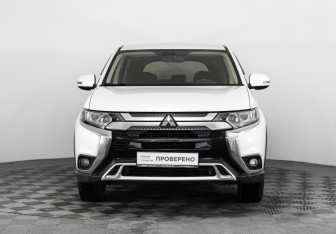 Подержанный автомобиль Honda Accord Sedan 2013 года (2 фото)