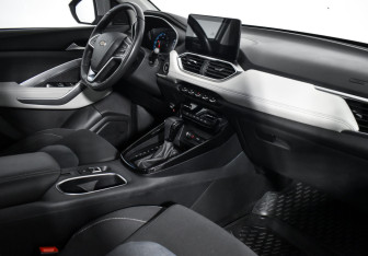 Подержанный автомобиль Chevrolet Captiva 2022 года (15 фото)
