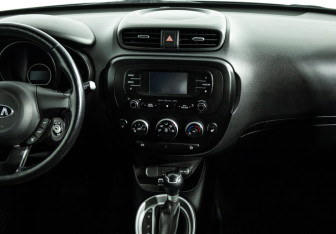 Подержанный автомобиль Kia Soul 2016 года (14 фото)