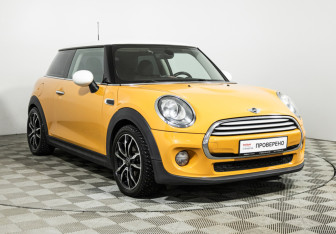 Подержанный автомобиль MINI Hatch 2014 года (3 фото)