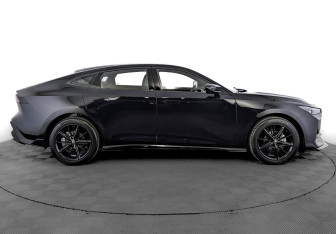 Новый Changan UNI-V 2024 (4 фото)