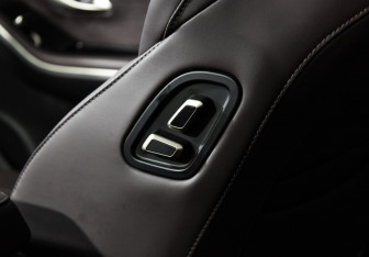 Подержанный автомобиль Soueast S09 2024 года (20 фото)