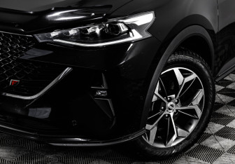 Подержанный автомобиль Haval F7 2022 года (2 фото)