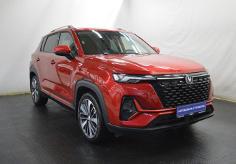 Подержанный автомобиль Changan CS35PLUS 2023 года (3 фото)