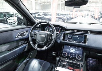 Подержанный автомобиль Land Rover Range Rover Velar 2020 года (22 фото)