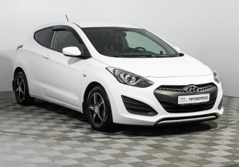Подержанный автомобиль Hyundai i30 Hatchback 2013 года (3 фото)