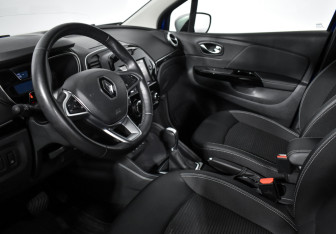Подержанный автомобиль Renault Kaptur 2021 года (9 фото)