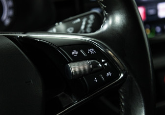 Подержанный автомобиль Skoda Rapid Liftback 2020 года (17 фото)