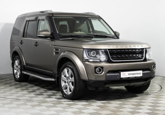 Подержанный автомобиль Land Rover Discovery 2015 года (3 фото)