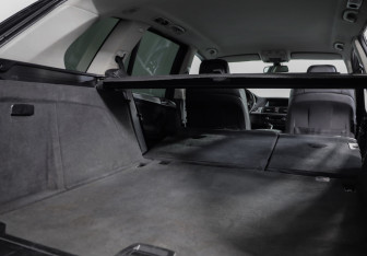 Подержанный автомобиль BMW X5 2010 года (31 фото)