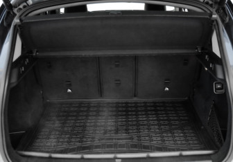 Подержанный автомобиль BMW X1 2018 года (35 фото)