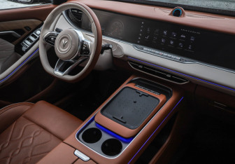 Подержанный автомобиль Voyah Free 2024 года (9 фото)