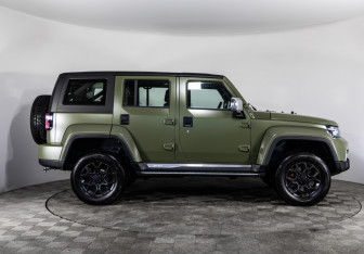 Подержанный автомобиль BAIC BJ40 2024 года (4 фото)