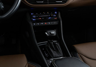 Подержанный автомобиль Skoda Kodiaq 2023 года (14 фото)