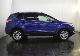 Подержанный автомобиль Ford Kuga 2019 года (4 фото)