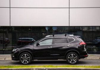 Подержанный автомобиль Nissan X-Trail 2021 года (9 фото)