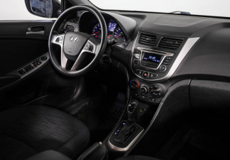 Подержанный автомобиль Hyundai Solaris Sedan 2015 года (9 фото)