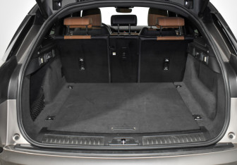 Подержанный автомобиль Land Rover Range Rover Velar 2021 года (22 фото)