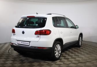 Подержанный автомобиль Volkswagen Tiguan 2016 года (4 фото)