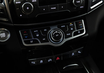 Подержанный автомобиль Haval H9 2019 года (18 фото)