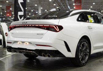 Новый Kia K5 2024 (8 фото)