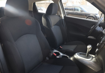 Подержанный автомобиль Nissan Juke 2018 года (21 фото)