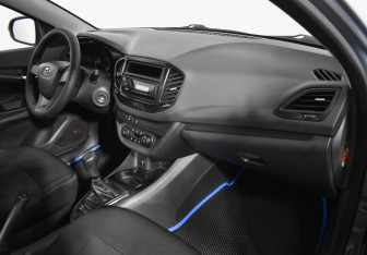 Подержанный автомобиль LADA (ВАЗ) Vesta Sedan 2017 года (12 фото)