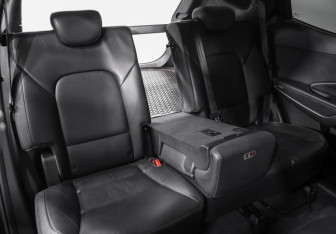 Подержанный автомобиль Hyundai Santa Fe 2013 года (21 фото)