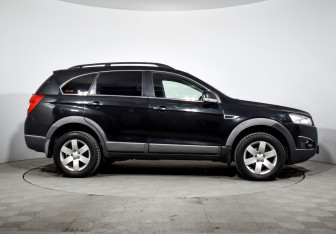Подержанный автомобиль Chevrolet Captiva 2012 года (4 фото)